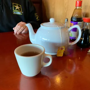 Hot tea on a cold day! Waiting on pho and Tom yum soup