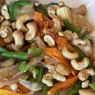 Cashew chicken