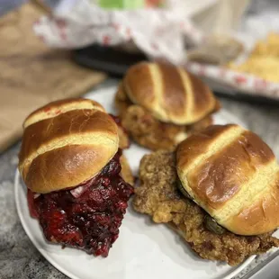 ig: mellowfoodie | sandwiches clockwise - bbq chicken, spicy chicken, original salt &amp; pepper chicken