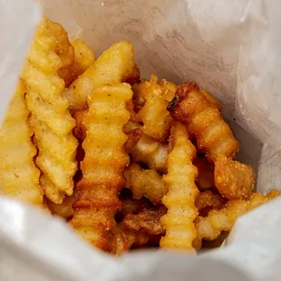 Crinkle Cut Fries! Perfectly fried and salted!(keepsmilingphoto.com)