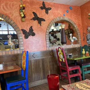 a colorful dining room