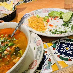Caldo de Pollo sopa
