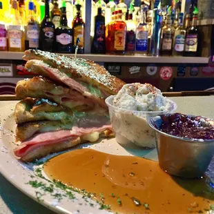 Monte Cristo Thursday special.