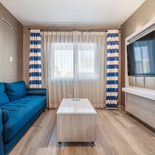 Double Queen Suite Living Room