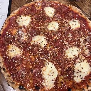 Picante Pepperoni pizza