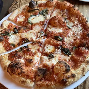 Margherita pizza