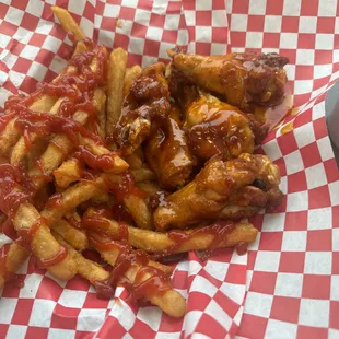 Honey BBQ Wing Basket