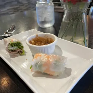 Spring rolls with peanut sauce