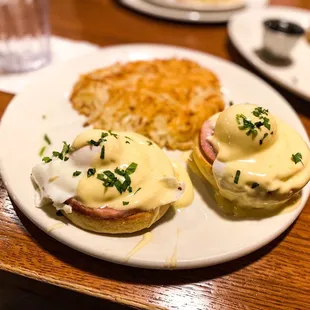 Eggs Benny