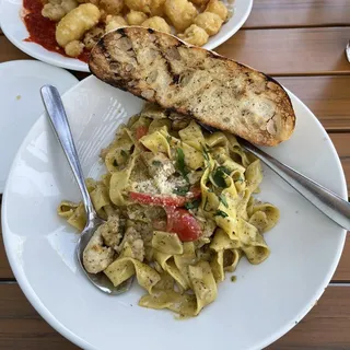 Chicken Pesto Pappardelle