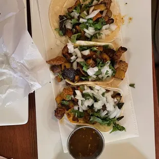 Tacos al pastor