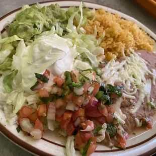 Lunch Fajitas - Chicken - fajita trimmings