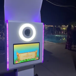 Luau themed photo booth for The Paseo Club, Valencia