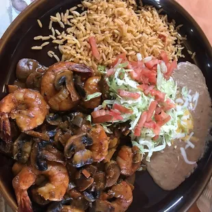 Camarones a la Diabla... with mushrooms???