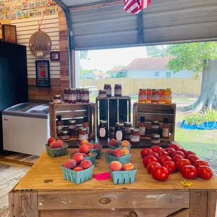 Peaches and tomatoes