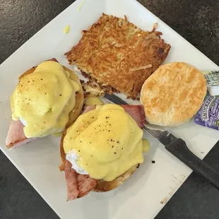 Steak Egg Benedict