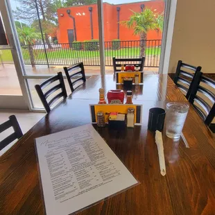 Rainy days are for Brunch! This newest location of 30 Brunch is doing great.