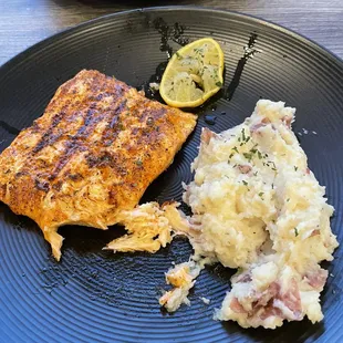 Blackened Salmon w/garlic mashed potatoes