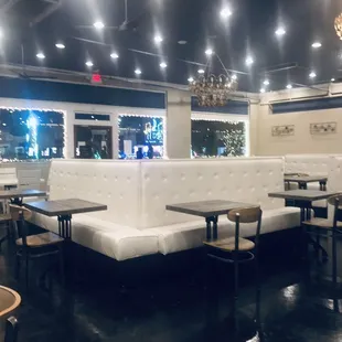 sushi and sashimi, interior