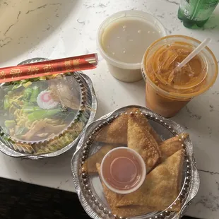 Tonkotsu Ramen with pork, 6 Piece Cream Cheese Wontons, and the Thai Ice Tea