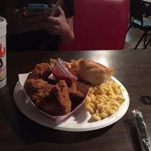 We have eaten here several times stuffed potatoes, chi her fingers, chicken quarter plate is awesome!!