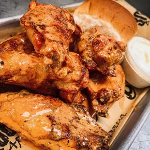  tray of chicken wings