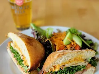 Lama Beans Cafe