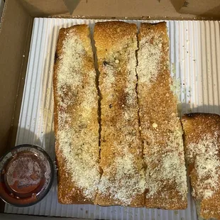 the inside of a pizza box