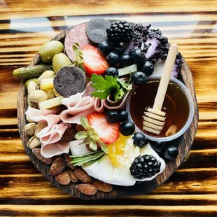 Personal charcuterie board