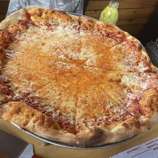 18 inch cheese pizza