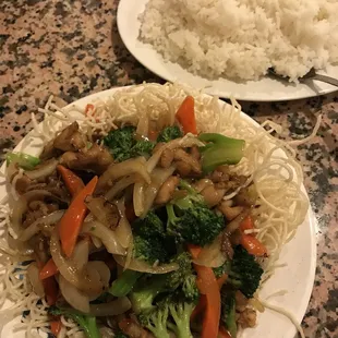 noodles, noodle soup, ramen, ramen and noodles, food, noodle dish