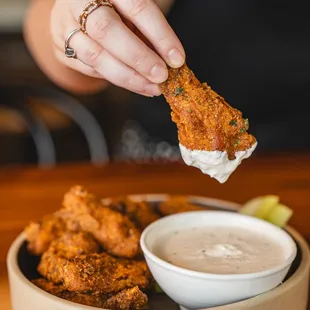 bbq wings, fried chicken, poultry, fried chicken wings, chicken wings, chicken, chicken wings and fried chicken, food, bbq chicken