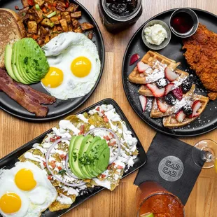 a variety of breakfast foods