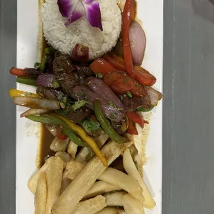 Lomo Saltado