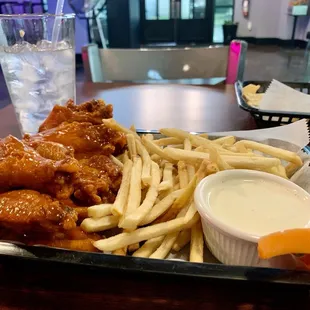 10 piece bone in.  Great fries.