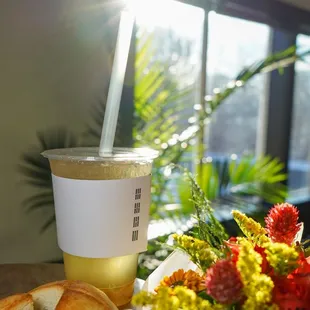 yuzu shaker and bean bun