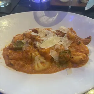 Tortellini bolognese