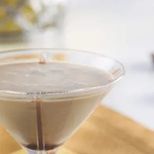 a glass of chocolate martini
