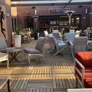 the outdoor seating area of a restaurant