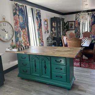 Looking to dining area from kitchen