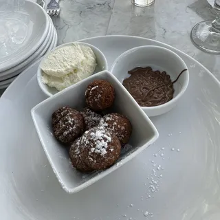Bomboloni