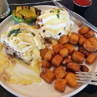 Pulled Pork Benedict