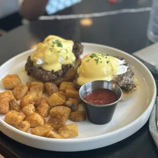 Steak Benedict