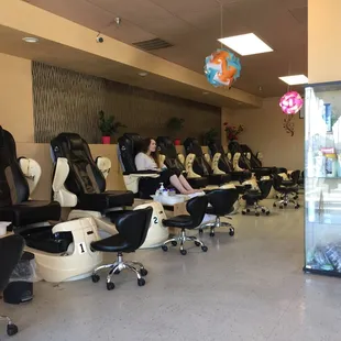 Manicure and pedicure area