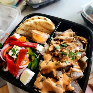 Spicy gyro plate