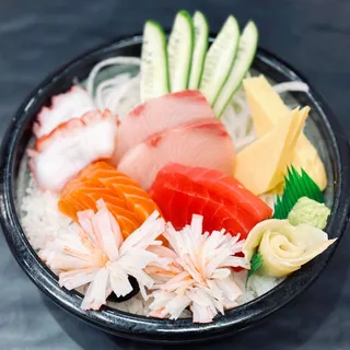 Chirashi Donburi