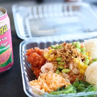 a can of alohi gum and rice