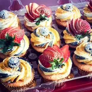 &quot;Disco&quot; Themed Strawberry Cupcakes