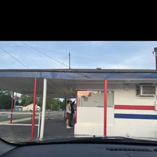 38-Dairy : Great small independent sandwich and ice cream! Drive-thru window in back for call in orders.