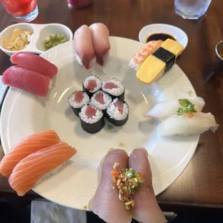 Sushi Platter (12 Pcs)